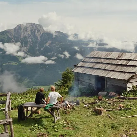 Haus Kaser Apartment